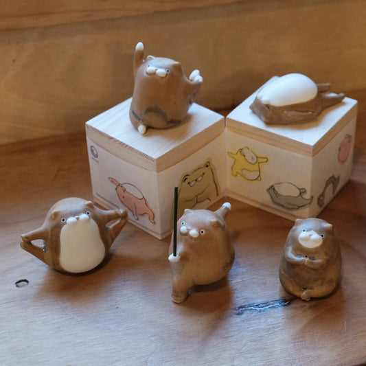 手作陶瓷 猫瑜珈盲盒 琥珀色 （一套六款）